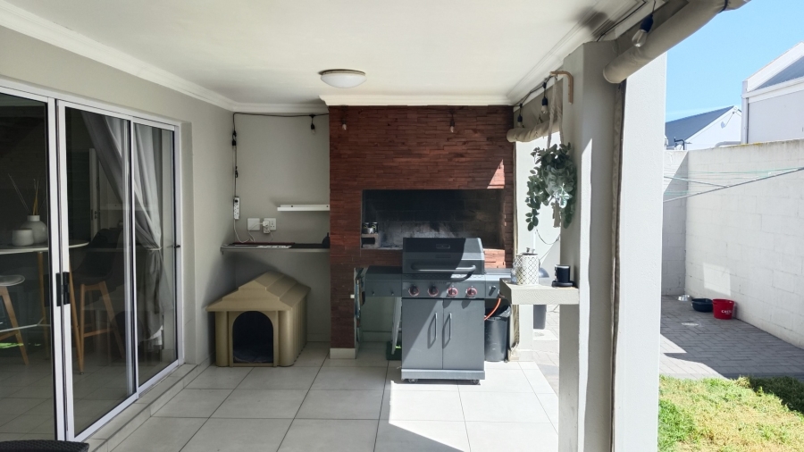 3 Bedroom Property for Sale in Laguna Sands Western Cape